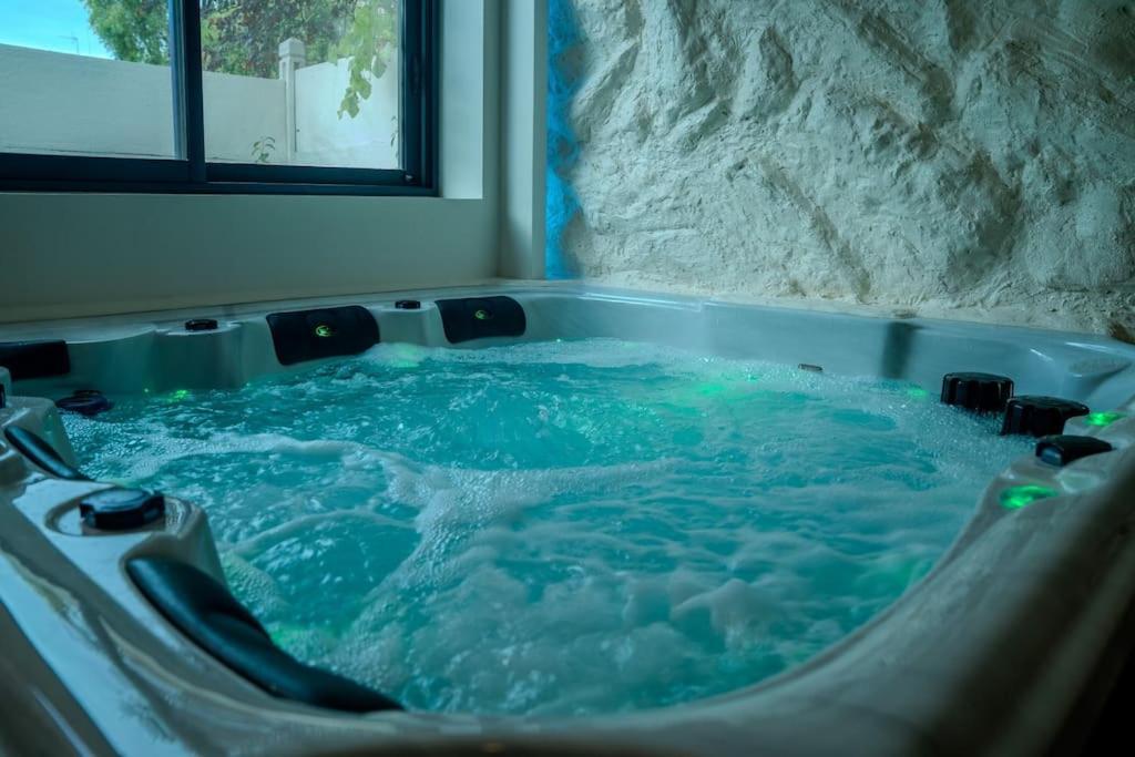 Le Cozy Reims -Escapade Raffinee Avec Spa Prive Buitenkant foto